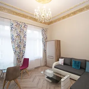 Mikubo Apartment